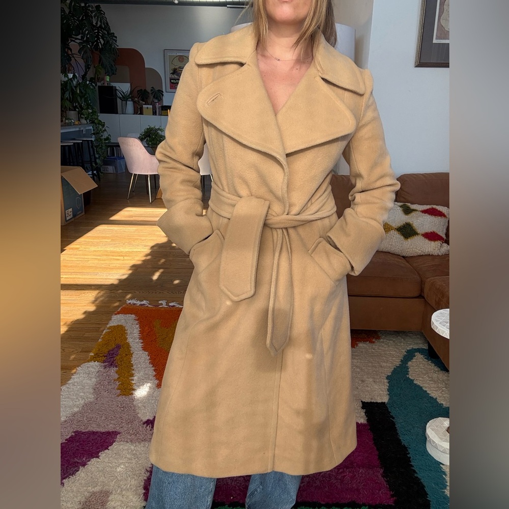 Vintage Like New Elegant Tan Women's Coat